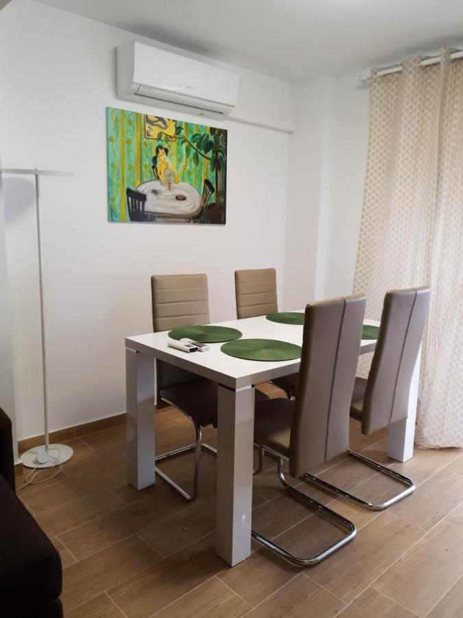 شقة Apartamento Delux بينايدورم المظهر الخارجي الصورة